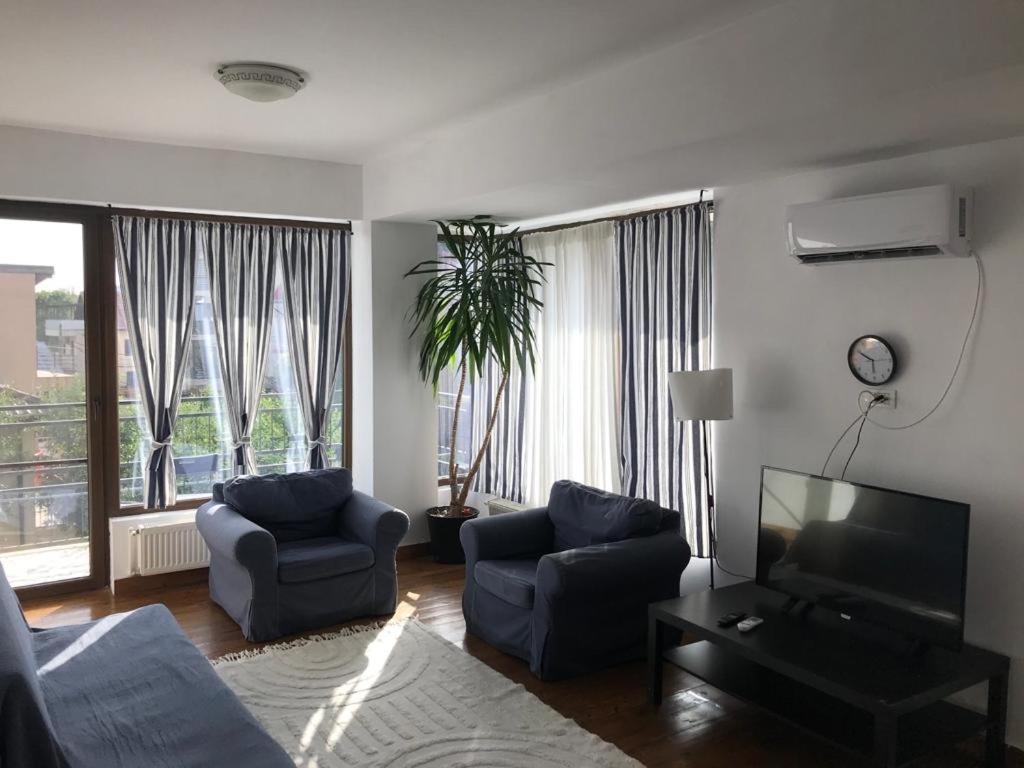 Lovely Apartment In Villa In Bucureşti Eksteriør bilde