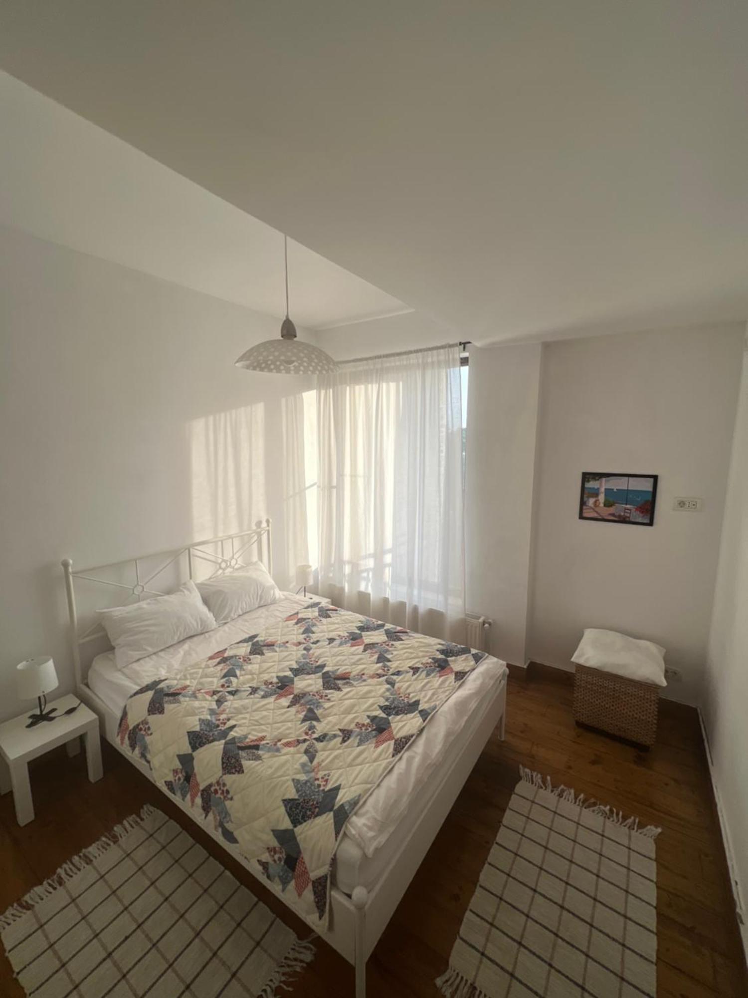 Lovely Apartment In Villa In Bucureşti Eksteriør bilde